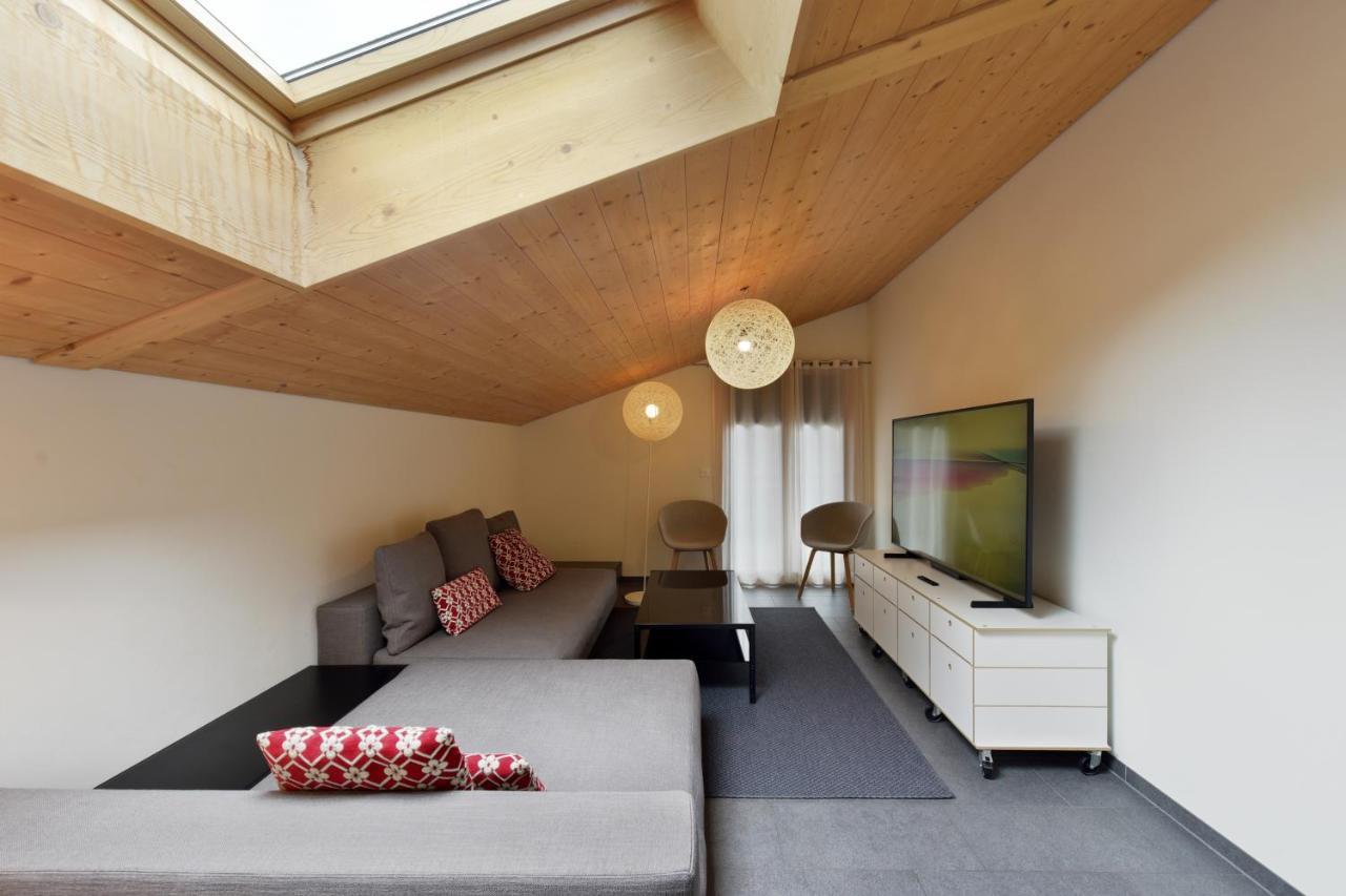 Luna Elk Home Lenk Εξωτερικό φωτογραφία